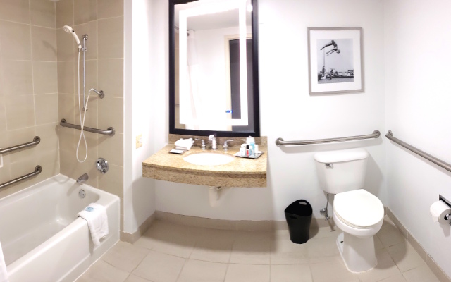 Wyndham Providence Airport Hotel