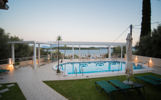 Oasis Hotel