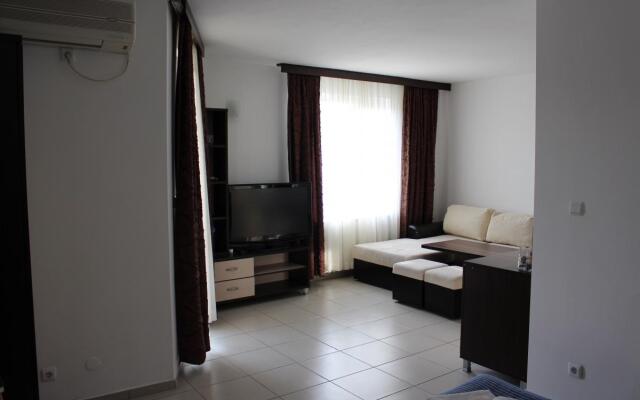 Lilia 2 Hotel