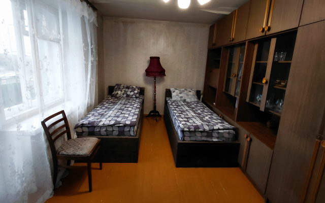 Квартира Двухкомнатная квартира для рабочих и командировочных