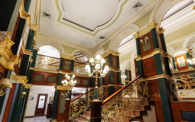 Simferopol Grand Hotel