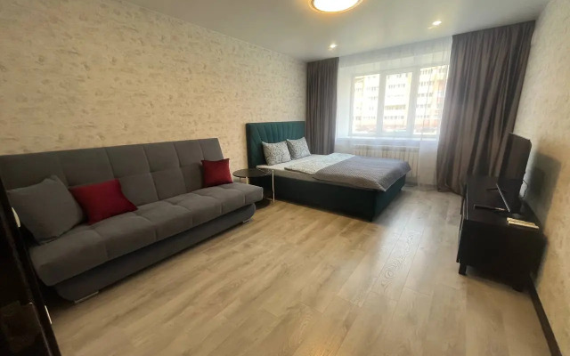 Flat Uyutnaya Kvartira V Novom Dome