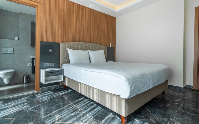 Laristone Suite Spa Hotel