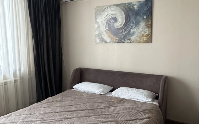 Prostornaya Na Vzletke Flat
