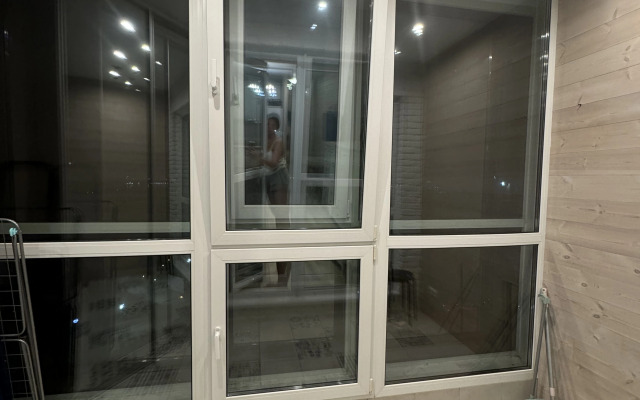 Uyutnaya Studiya Ryadom S Morem Flat