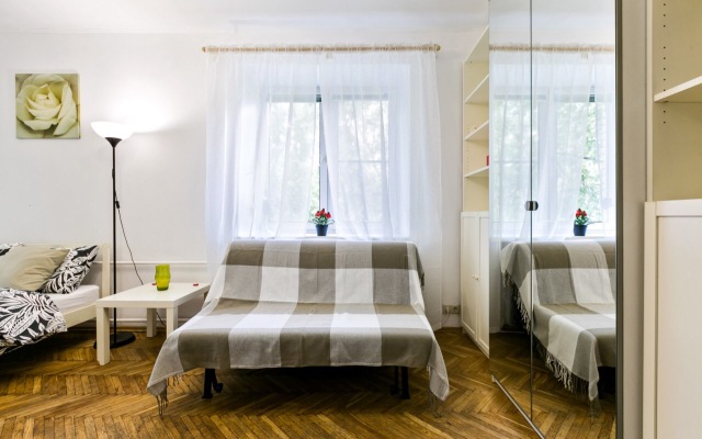 Tverskaya White Apartment in City Centre