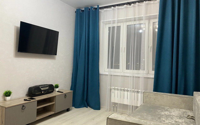 Batashi Green Flat