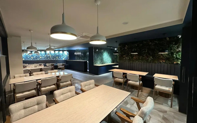 Heaven Prime Airport Hotel