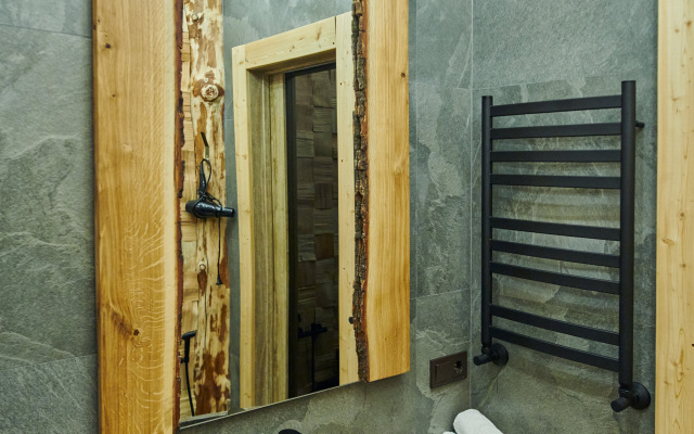 Kedr 760, 5 spalen, 12 gostej s Bassejnom i Banej Chalet