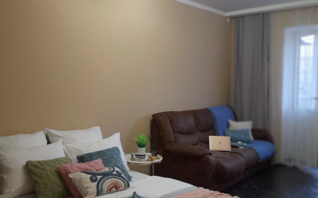 Квартира на Пр Микрорайон  Горняк Д 22