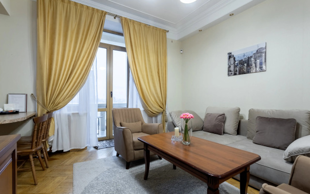 Улучшенные Апартаменты с гостиной  видом на реку