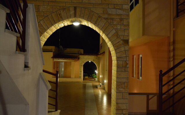 Marias Filoxenia Suites Apart-Hotel