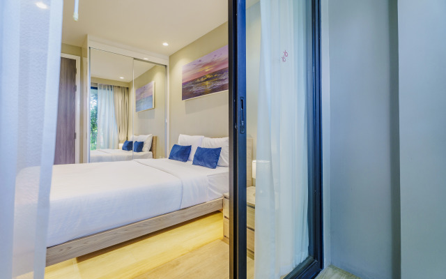 Diamond 2Br  Deluxe Poolside Condo Apartments
