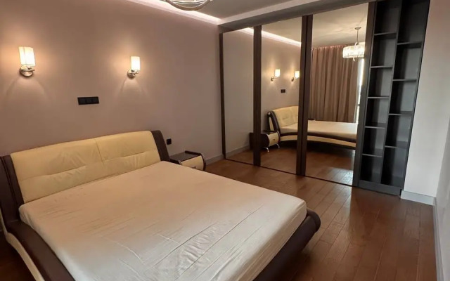 Flat Na Makaenka 12b