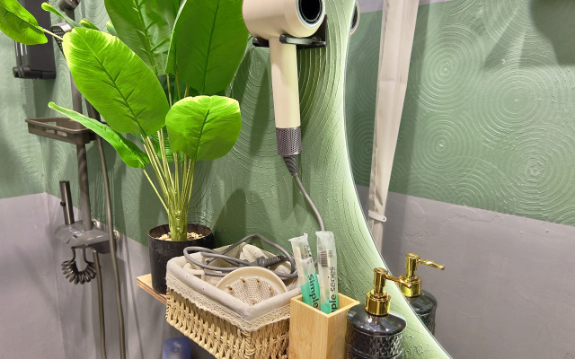 Апартаменты с балконом на Невском