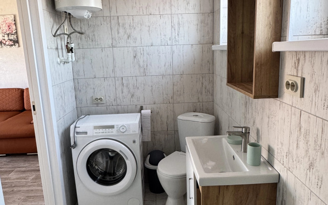 Частный дом двухэтажный на берегу Азовского моря