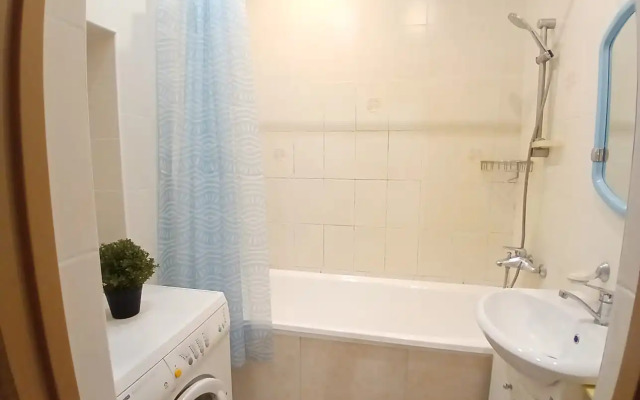 Апартаменты Яркий семейный 2х к апартамент