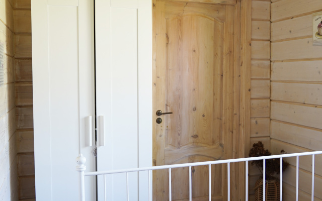 Uyutnyij V Stile Provans House