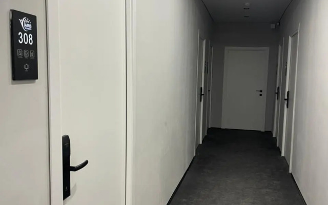 Hotel Airis Residence
