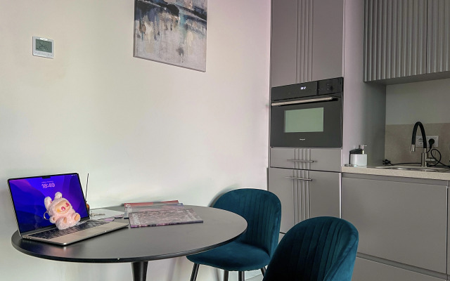 Апартаменты Сияющий Синий Апартамент на 30 Этаже Москва-Сити