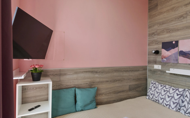 Невский 1 Apartments