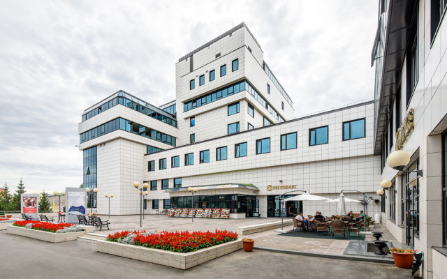 Baikal Business Center Hotel