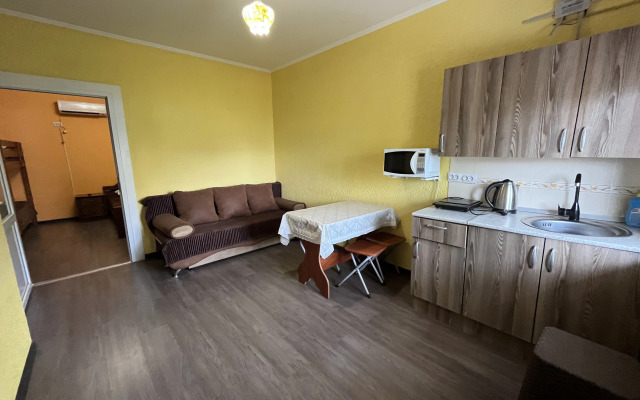 Na Tamanskoy 10 Guest House