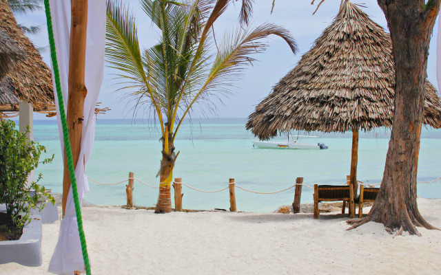 Aya Beach Bungalows Hotel