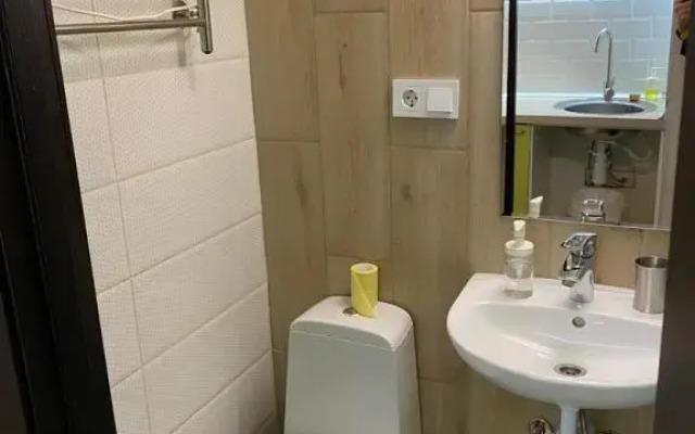 Teplichniy proyezd 7 Apartment 2