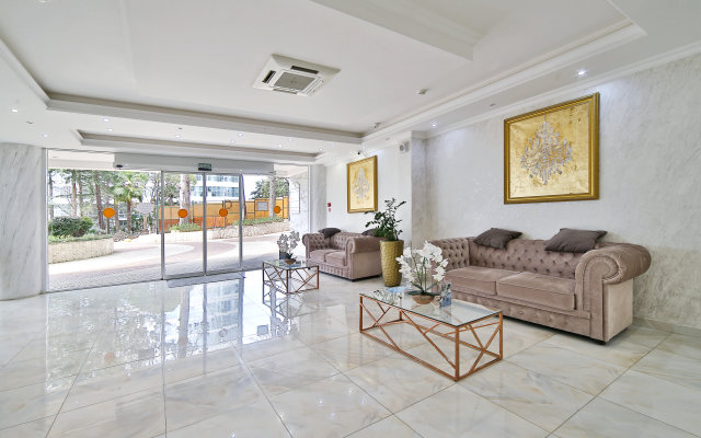 U Morya Pokrovskiy Park Uluchshennaya Apartments