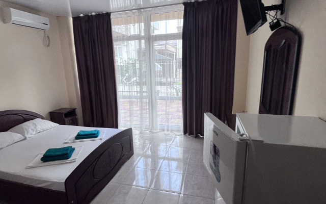 Hristaki Guest House