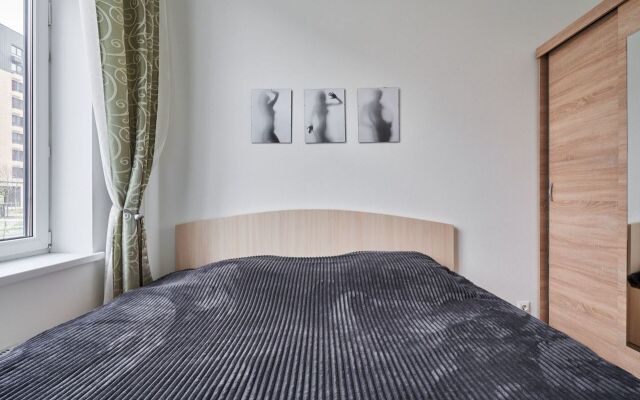Na Novoserednevskom Prospekte 17/1 Apartments
