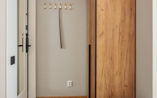 Квартира JN Apartments Четырехместная Студия с Видом на Парк