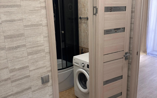 Na Chekhova 193 Flat