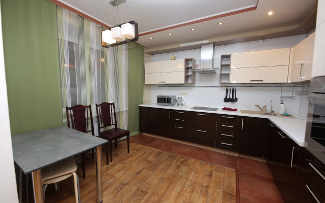 Квартира 3 комнатная квартира улица Комсомольская,75