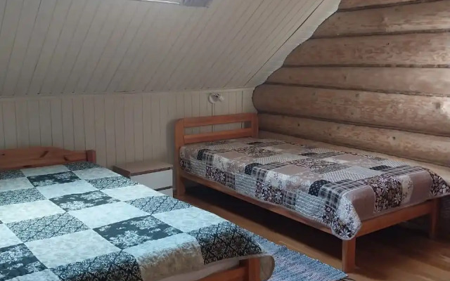 Частный дом Уница 300кв.м на первой линии озера Селигере