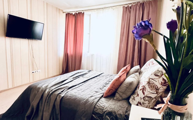 Апартаменты КВАРТ отель на Первомайском проспекте