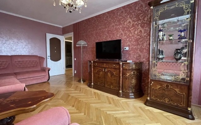 Na Ulitse K. Marksa 15 Apartments