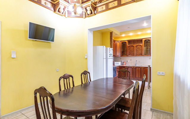 Замок Anstar House Vatutinki