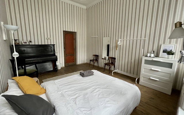 Мебелированные комнаты в доме Булгакова (1)