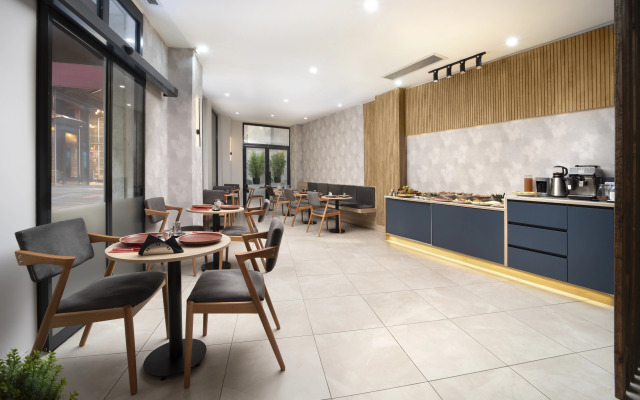 Lenus Hagia Sophia Hotel