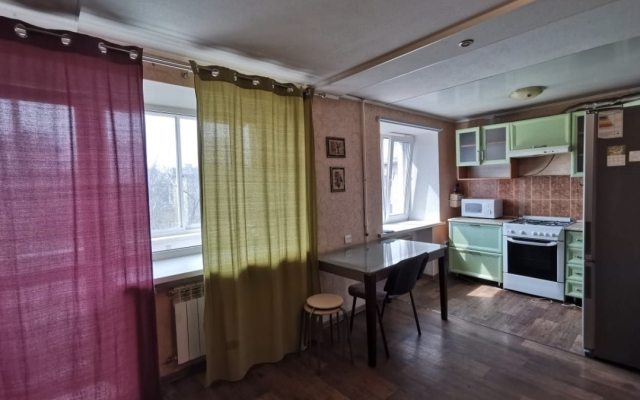 Na Internatsionalnom 11 Flat