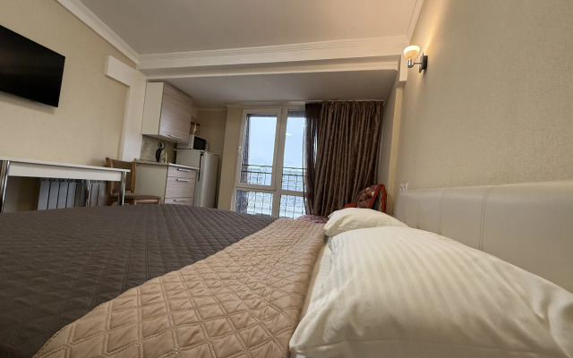 V Siriuse S Vidom Na Trassu Sportkarov Apartments