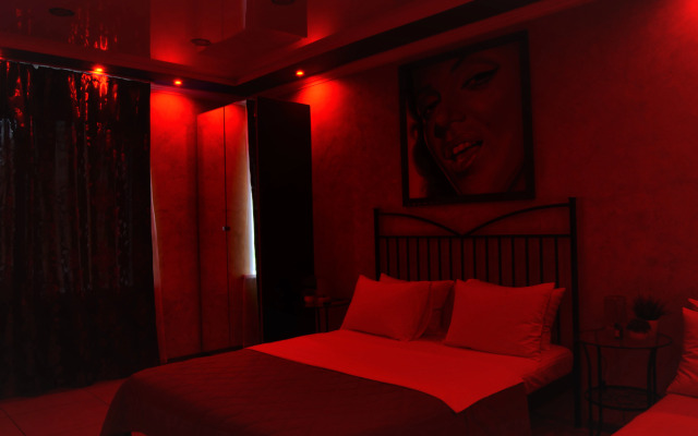 1 Kom Studiya Flat