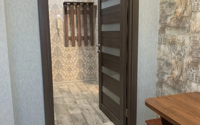 Na Baklanovskom prospekte 97 Flat