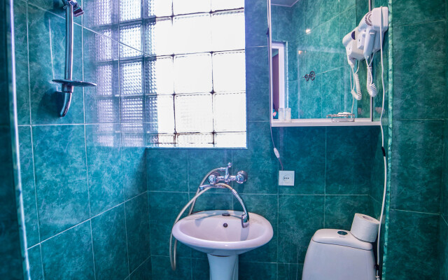 Qeroli old town Hotel