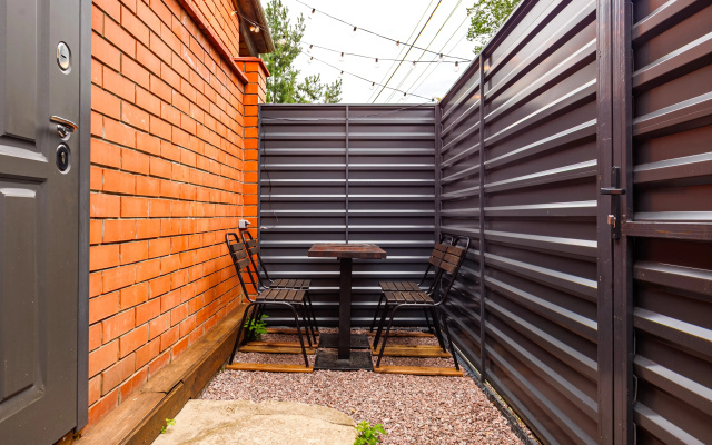U Parka V Tsentre Goroda S Mangalnoy Zonoy Private House