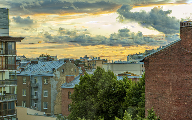 Ryadom S Mostom Cherez Bolshuyu Nevku Apartments