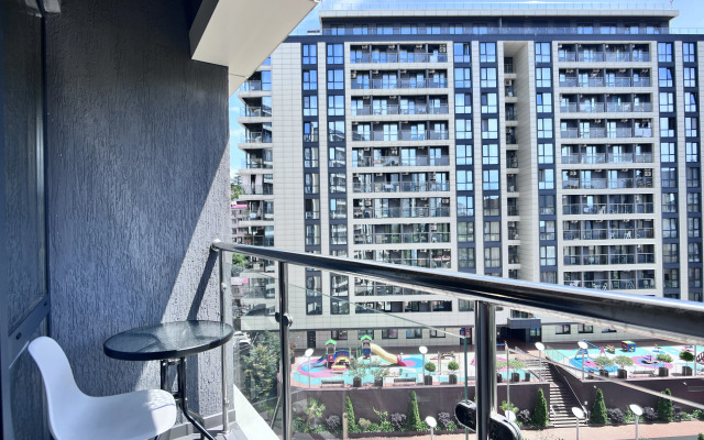 Апартаменты студия с балконом в центре Сочи