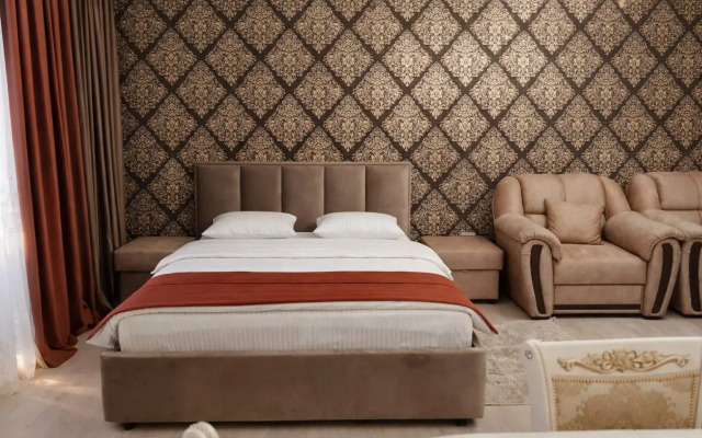 Апартаменты 5 Звезд на Шамиля Джикаева 5А-2